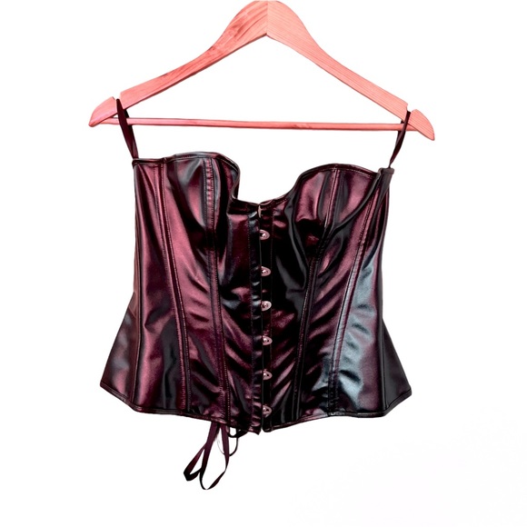 New pleather underbust corset! Never worn! Still in package. - Picture 2 of 5